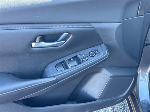 Used 2022 Nissan Sentra SV w/ All-Weather Package image 24