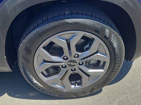 Certified 2025 Kia Seltos LX AWD/4WD image 10
