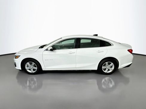Used 2024 Chevrolet Malibu LS w/ Driver Confidence Package FWD image 4