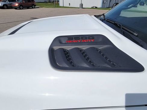 Used 2024 RAM 3500 Limited AWD/4WD image 10