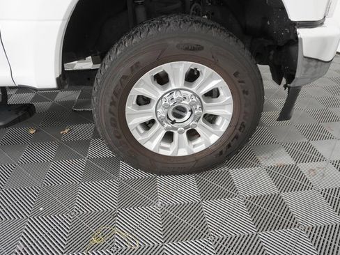Used 2022 Ford F250 XLT image 15