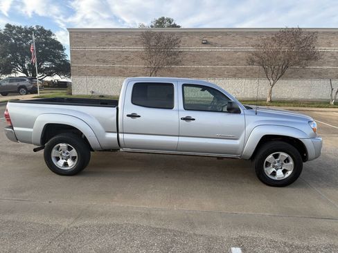 Used 2005 Toyota Tacoma 4x4 Double Cab image 2