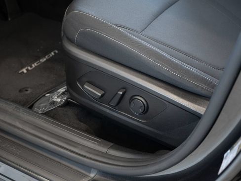 Used 2023 Hyundai Tucson SEL FWD image 19