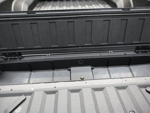 New 2026 GMC Canyon Elevation w/ Convenience Package image 9