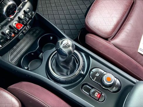 Used 2017 MINI Cooper Clubman S image 14