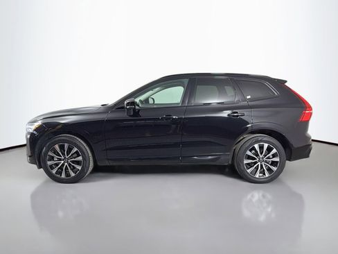 Used 2025 Volvo XC60 B5 Core AWD/4WD image 9