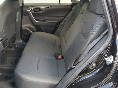 Used 2025 Toyota RAV4 LE image 19