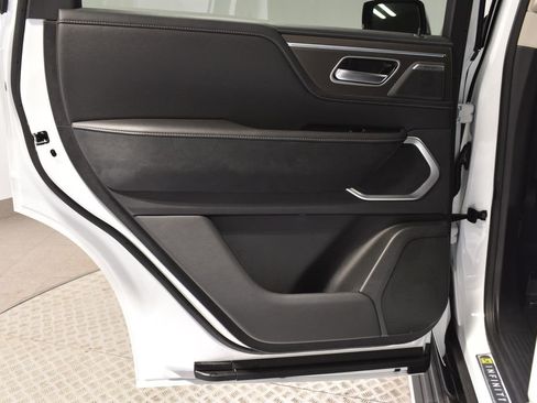 New 2026 INFINITI QX80 Luxe w/ Cargo Package image 28