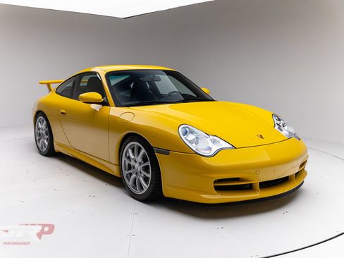 Used 2004 Porsche 911 GT3 RWD image 1