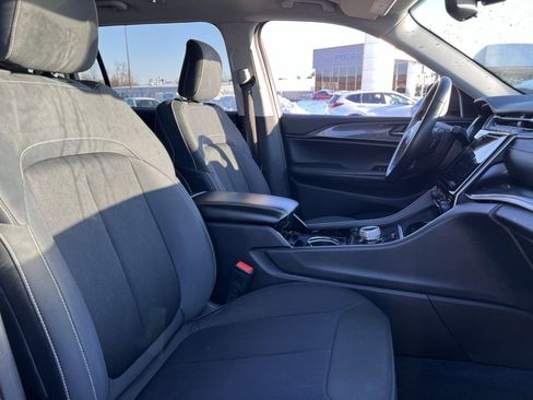 Used 2021 Jeep Grand Cherokee L Laredo w/ Luxury Tech Group I image 26