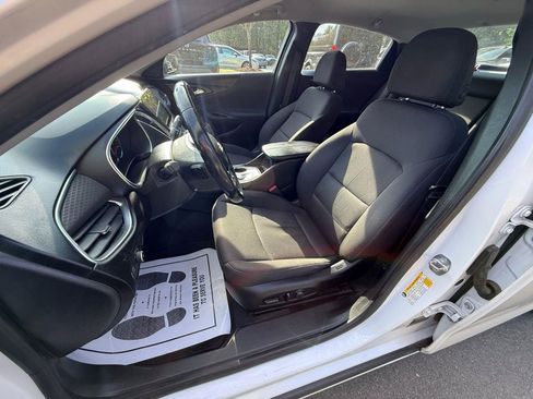 Used 2018 Chevrolet Malibu LT image 21