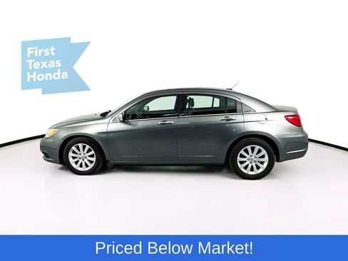 Used 2013 Chrysler 200 Limited w/ Sun/Sound Group image 4