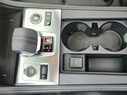 Used 2025 Jaguar F-PACE R-Dynamic S image 50