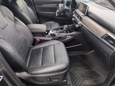Used 2022 Kia Telluride SX w/ SX Prestige Package image 32