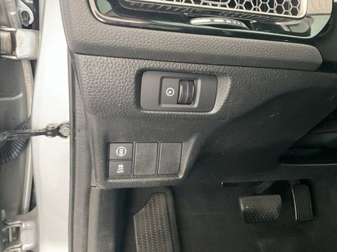 Used 2023 Honda Civic LX image 7