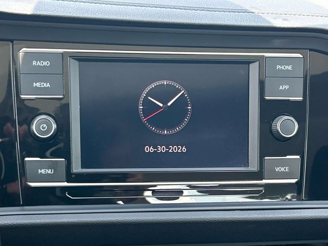 Used 2024 Volkswagen Jetta SE FWD image 31