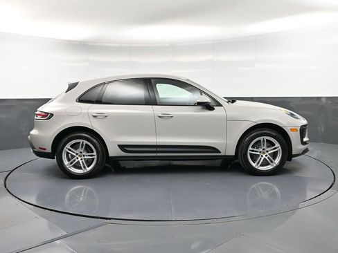 New 2026 Porsche Macan AWD/4WD image 9