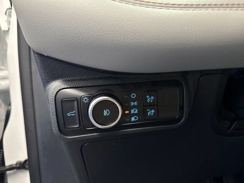 New 2026 Ford Explorer Active AWD/4WD image 32