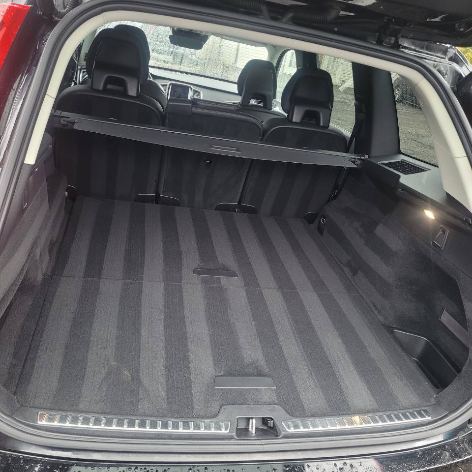 Used 2016 Volvo XC90 T5 Momentum AWD/4WD image 36