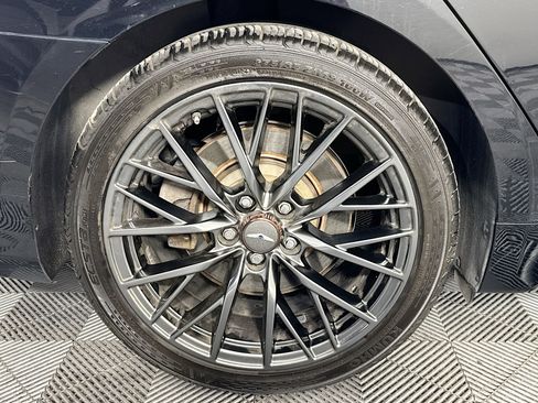 Used 2018 Genesis G80 3.3T Sport image 32