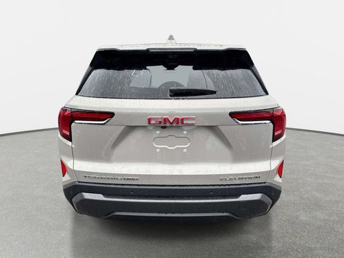 New 2027 GMC Terrain Elevation w/ Technology Package II AWD/4WD image 4