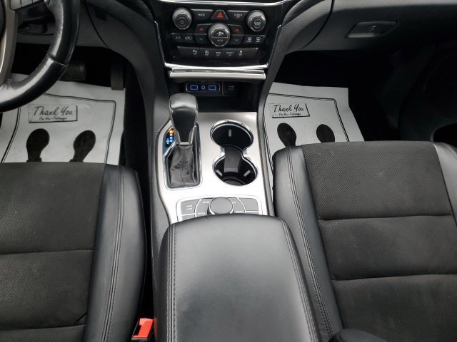 Used 2022 Jeep Grand Cherokee Laredo X AWD/4WD image 22