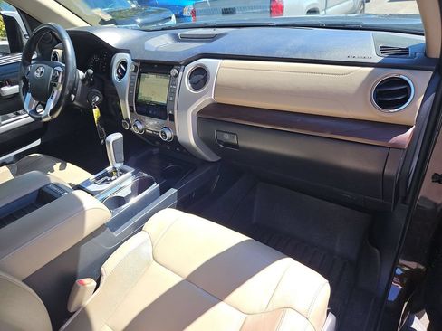 Used 2019 Toyota Tundra Limited AWD/4WD image 17