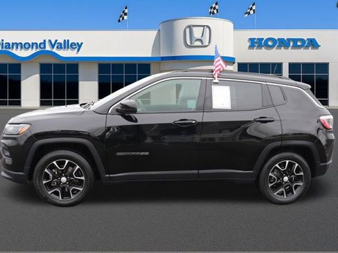 Used 2022 Jeep Compass Latitude image 8