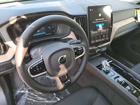 New 2026 Volvo XC60 B5 Plus w/ Protection Package Premier image 5