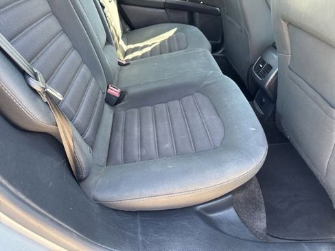 Used 2017 Ford Fusion SE w/ Fusion SE Technology Package image 15