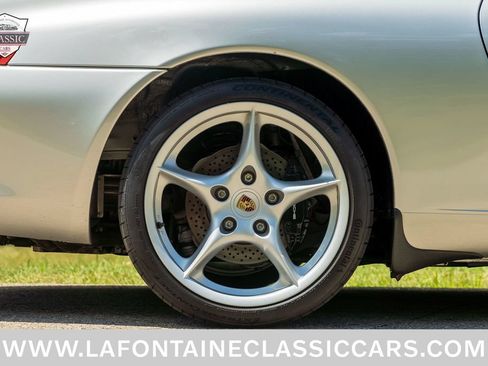 Used 2002 Porsche 911 Carrera RWD image 31