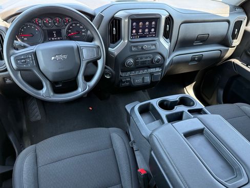 Used 2025 Chevrolet Silverado 2500 Custom w/ Custom Value Package AWD/4WD image 12