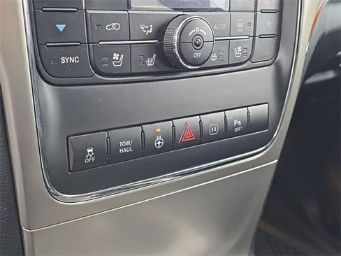 Used 2012 Jeep Grand Cherokee Overland image 21