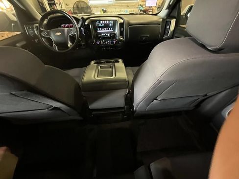 Used 2018 Chevrolet Silverado 1500 LT w/ All Star Edition AWD/4WD image 3