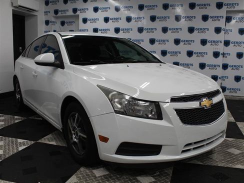 Used 2013 Chevrolet Cruze LT FWD image 5