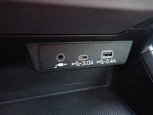 Certified 2024 Subaru Crosstrek 2.0i Premium image 21