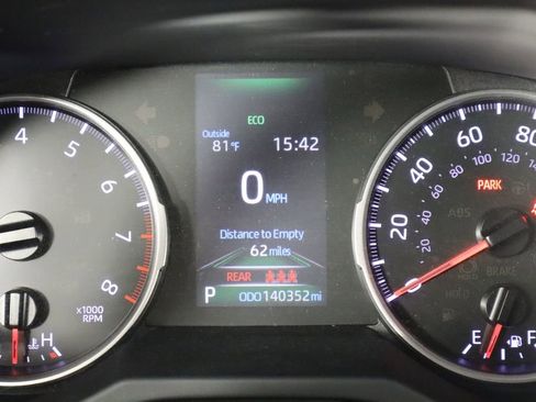 Used 2019 Toyota RAV4 LE FWD image 35