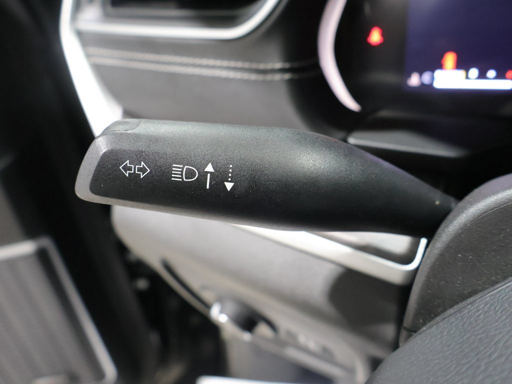 Certified 2022 Jeep Grand Cherokee L Limited AWD/4WD image 38
