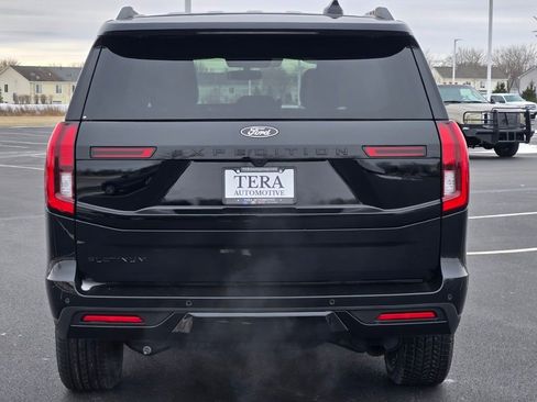 New 2026 Ford Expedition Platinum w/ Stealth Appearance Package image 14