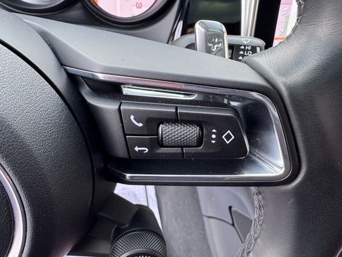 Used 2022 Porsche Macan S image 22