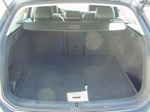 Used 2015 Volkswagen Golf TDI SE w/ Lighting Package image 30
