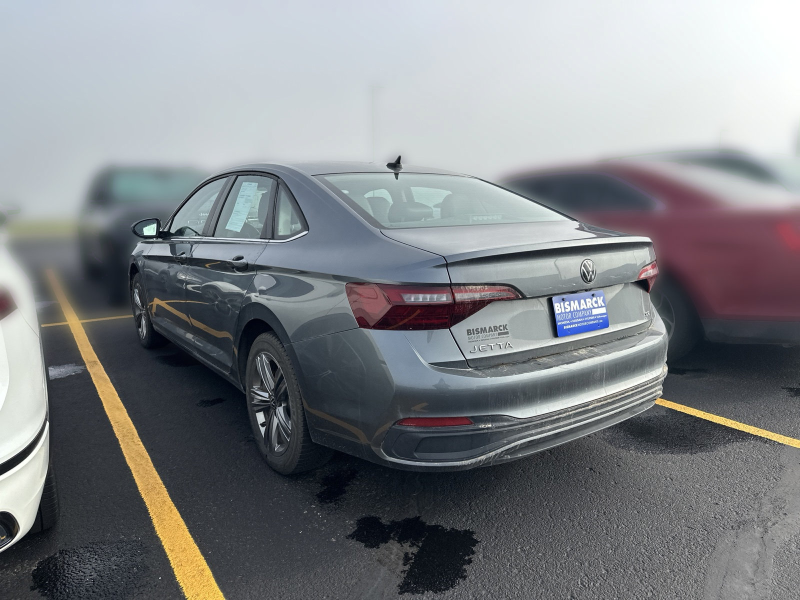 Used 2023 Volkswagen Jetta SE FWD image 4