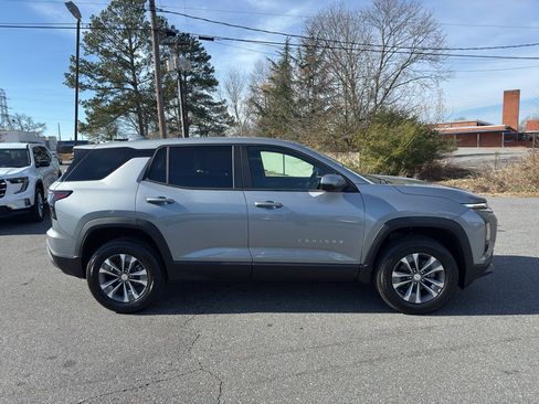New 2026 Chevrolet Equinox LT w/ Convenience Package II image 6