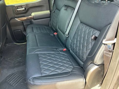 Used 2022 Chevrolet Silverado 1500 RST AWD/4WD image 10