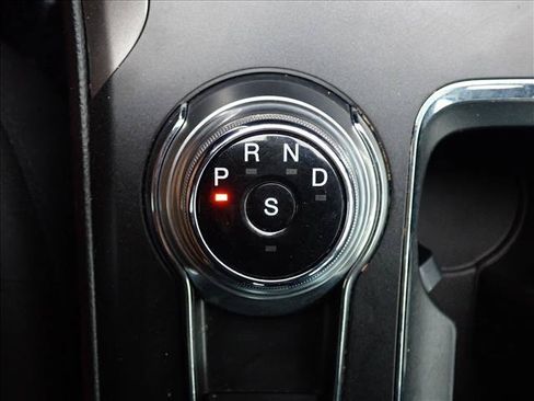 Used 2020 Ford Fusion SE AWD/4WD image 21