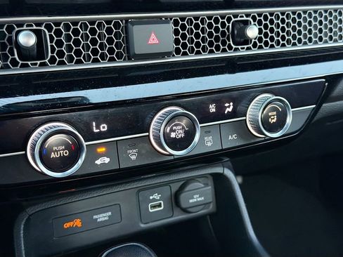 Used 2023 Honda Civic Sport image 15