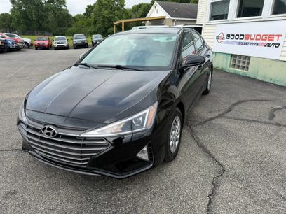 Used 2019 Hyundai Elantra SE