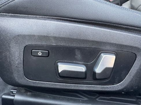 Used 2019 BMW 330i xDrive Sedan image 31