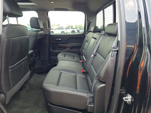 Used 2018 GMC Sierra 1500 SLT AWD/4WD image 17