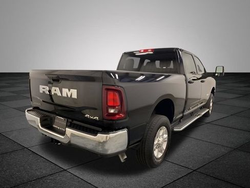 Used 2025 RAM 2500 Big Horn AWD/4WD image 7